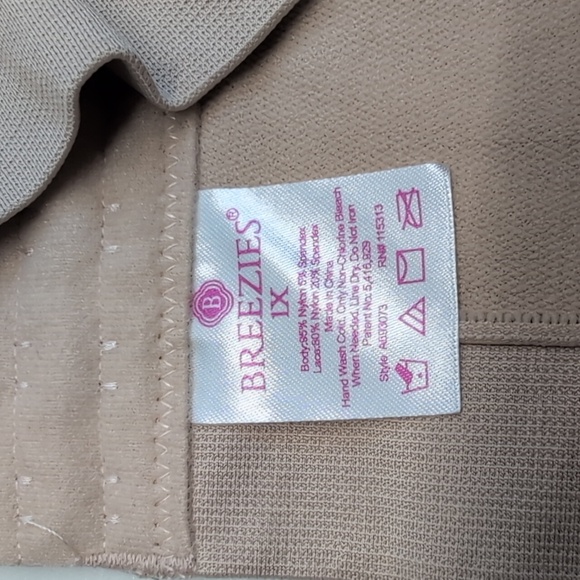 Breezies Seamless Set of (2) Lace Cami Bras with Removeable Pads Size 1X NWOT - Picture 8 of 8